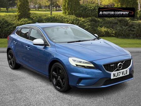 VOLVO V40 2.0 R-Design T3