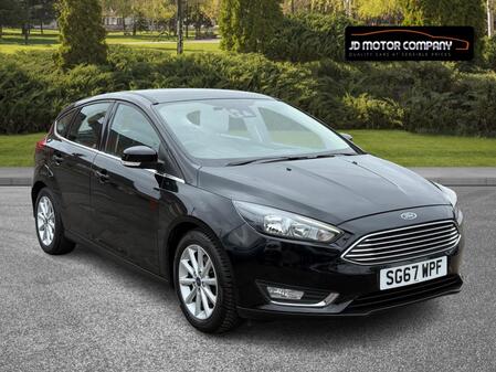 FORD FOCUS 1.0 T EcoBoost Titanium