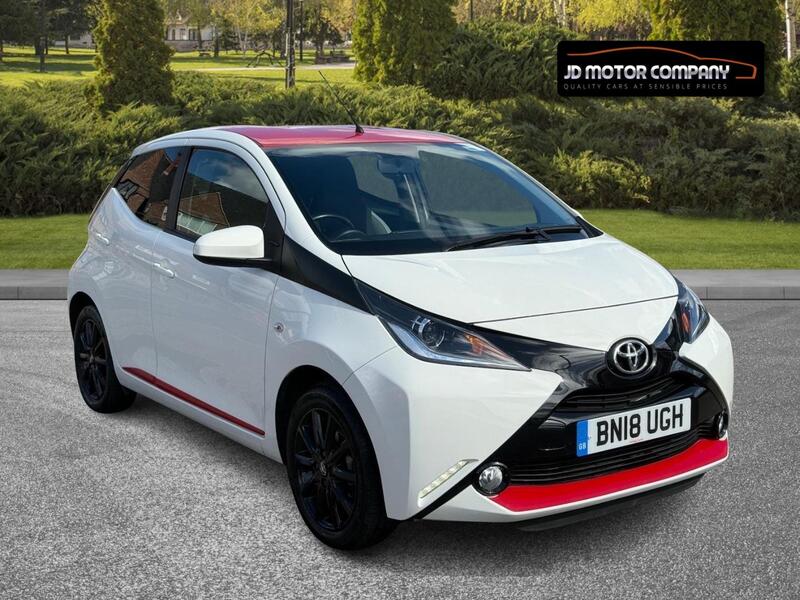 TOYOTA AYGO 1.0 VVT-i x-press